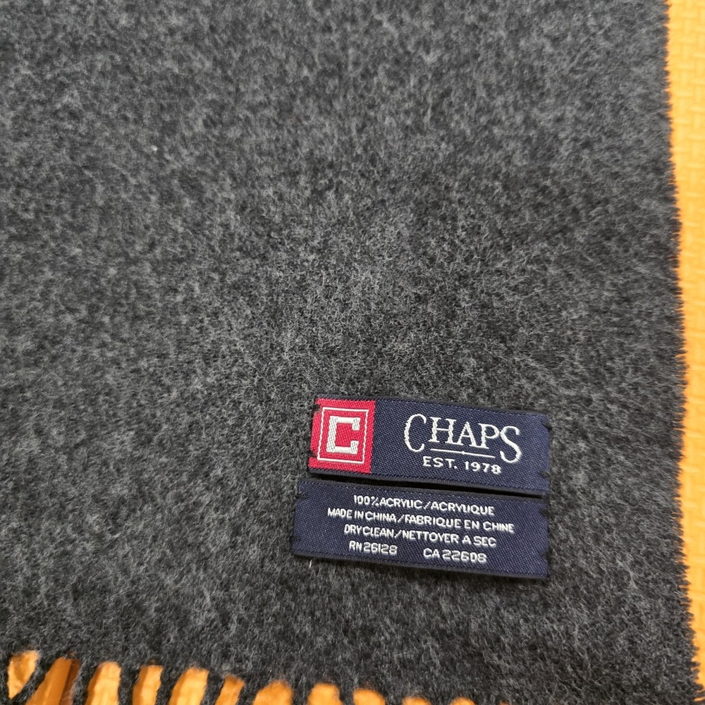 Chaps Est. 1978 Men's Gray Scarf 100% Acrylic Soft Knit‎ Fringed Winter Long 64"